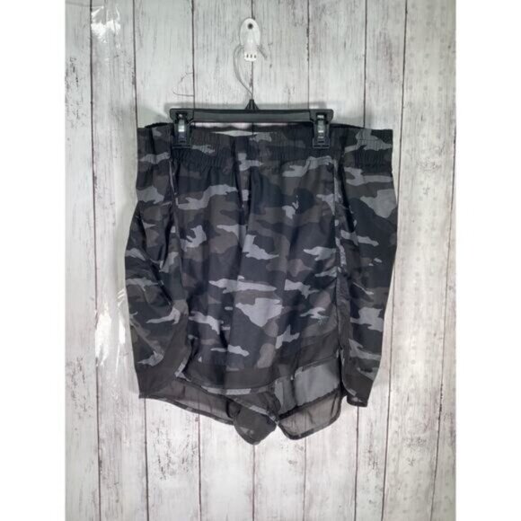 Grandpa mob wife clean girl office fairy core Athleta Women Short 4  XXL - Picture 1 of 3